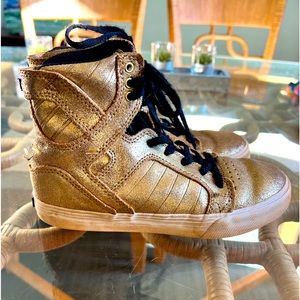 Supra Skytop Muska Hightop Shoes Youth Size 2 GOLD